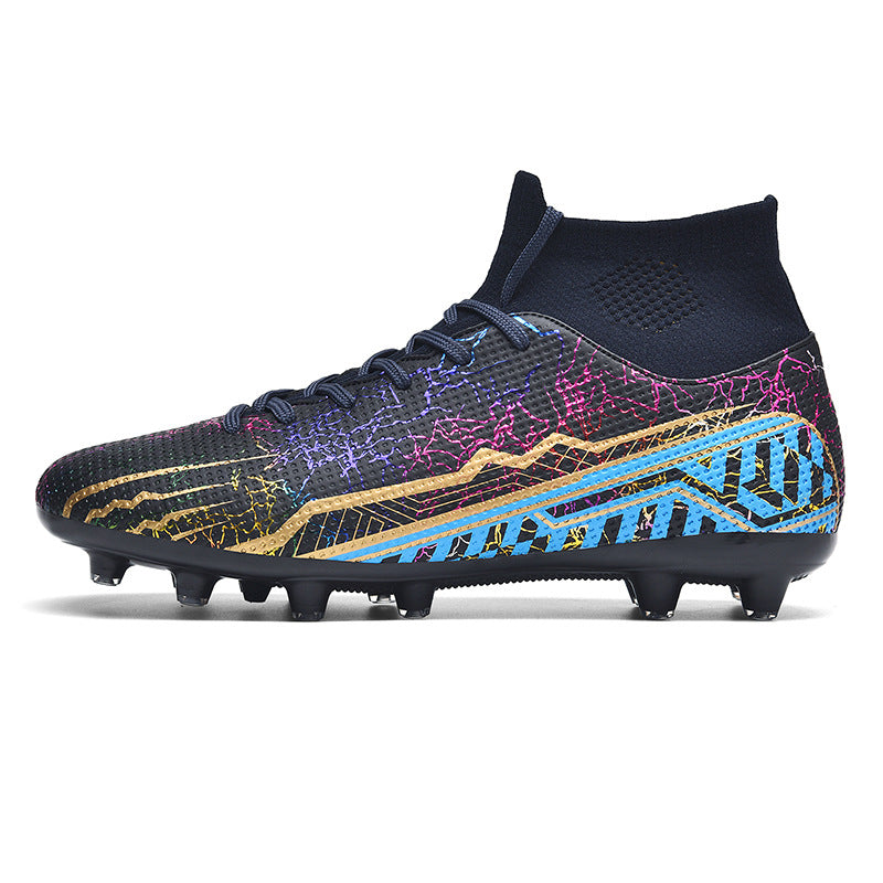 Kids soccer shoes black spike